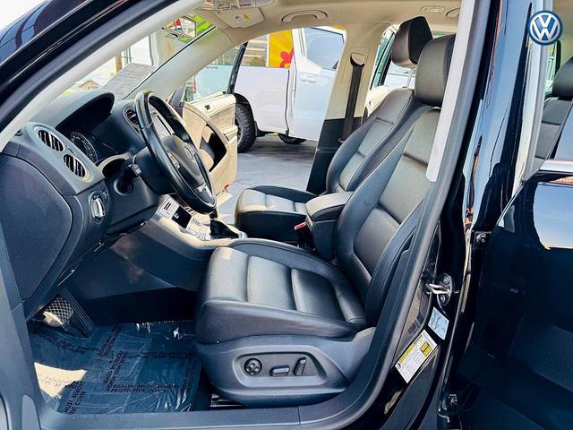 Photo of 2017 Deep Black Pearl Volkswagen Tiguan