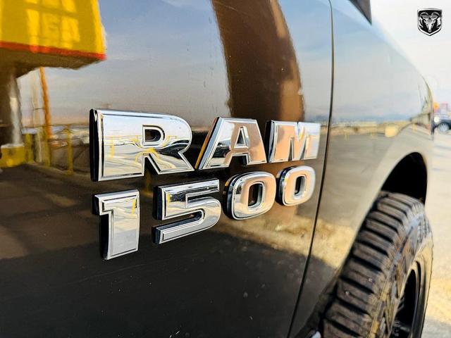 Photo of 2014 Black Gold Pearlcoat RAM 1500