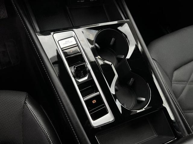 Photo of 2024 Deep Black Pearl Volkswagen Atlas