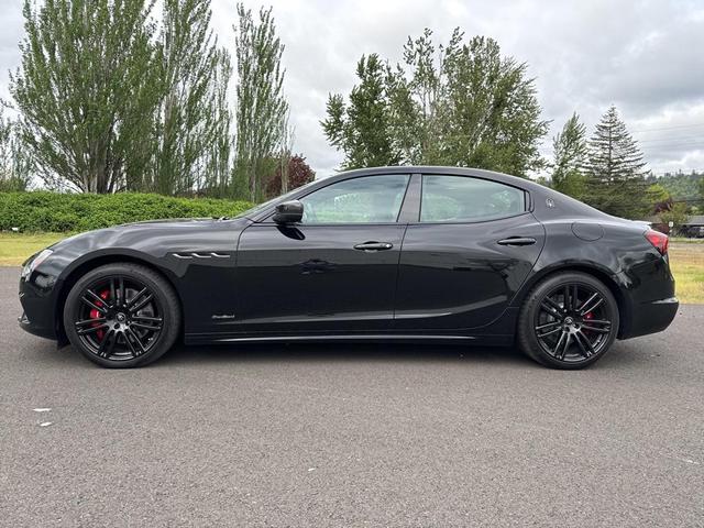 Photo of 2021 Black Maserati Ghibli
