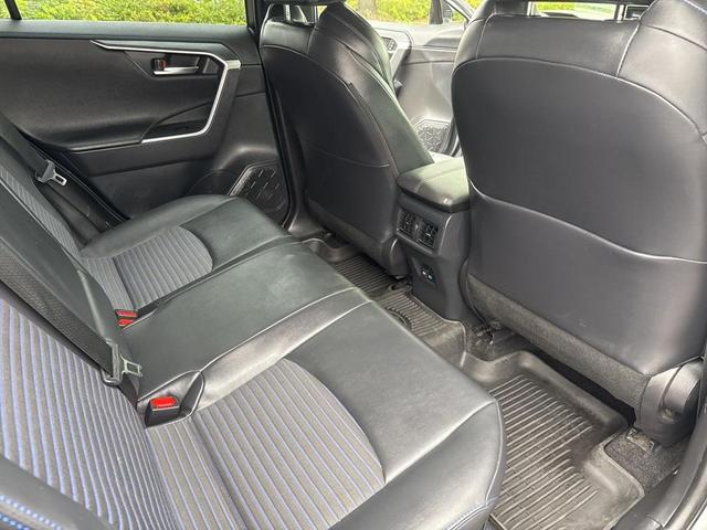 Photo of 2022 Silver Sky Metallic/Midnight Black Metallic Toyota RAV4 Hybrid