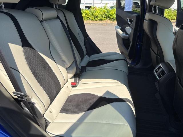 Photo of 2022 Apex Blue Pearl Acura RDX