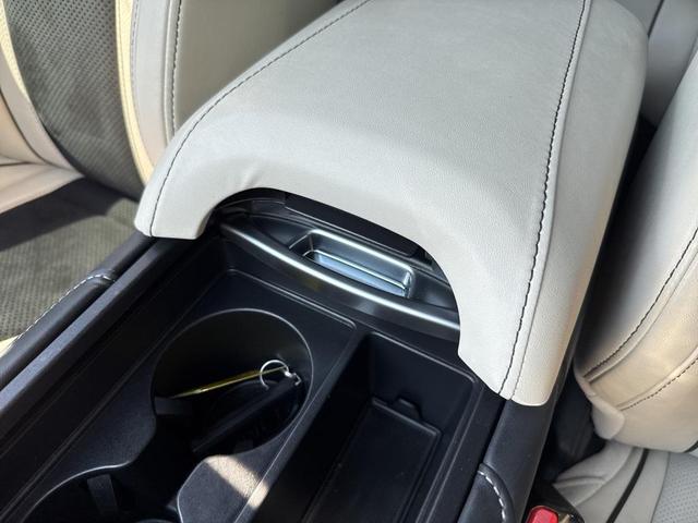 Photo of 2022 Apex Blue Pearl Acura RDX