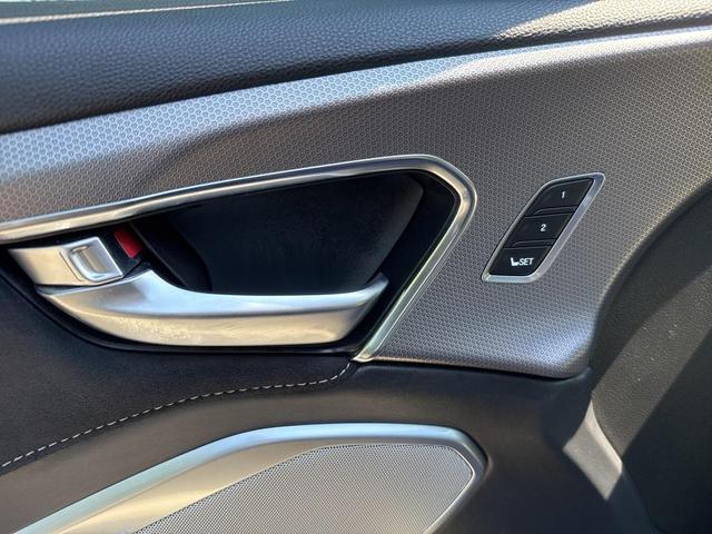 Photo of 2022 Apex Blue Pearl Acura RDX