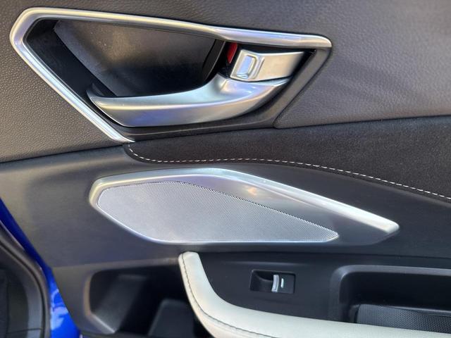 Photo of 2022 Apex Blue Pearl Acura RDX