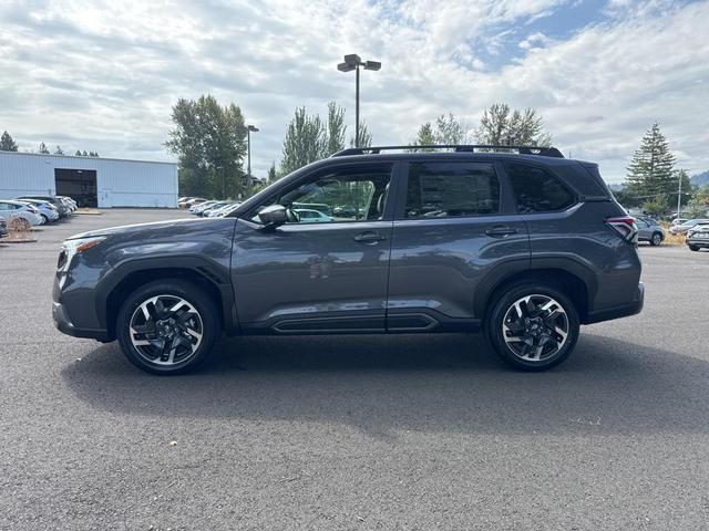 Photo of 2025 Magnetite Gray Metallic Subaru Forester