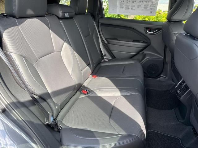 Photo of 2025 Magnetite Gray Metallic Subaru Forester
