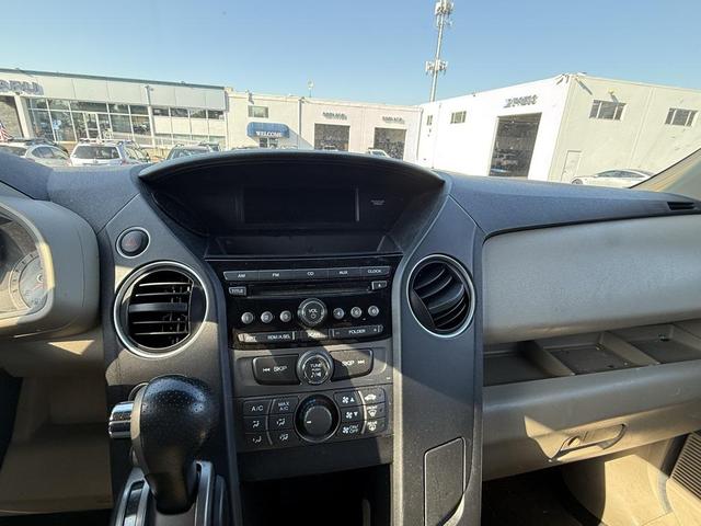 Photo of 2012 Dark Amber Metallic Honda Pilot