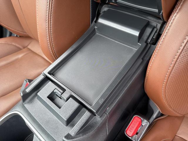 Photo of 2021 Autumn Green Metallic Subaru Outback