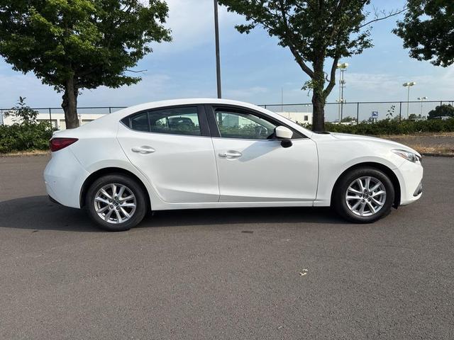 Photo of 2015 Snowflake White Pearl Mica Mazda Mazda3