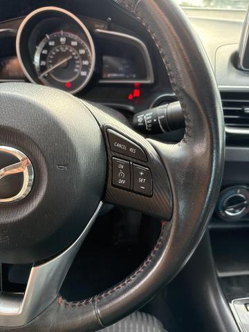 Photo of 2015 Snowflake White Pearl Mica Mazda Mazda3