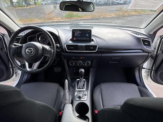 Photo of 2015 Snowflake White Pearl Mica Mazda Mazda3