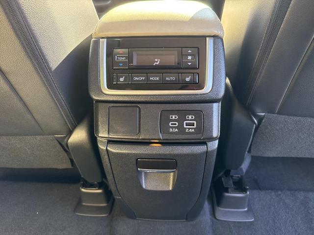 Photo of 2023 Crystal Black Silica Subaru Ascent