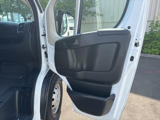 Photo of 2019 Bright White Clearcoat RAM ProMaster 1500