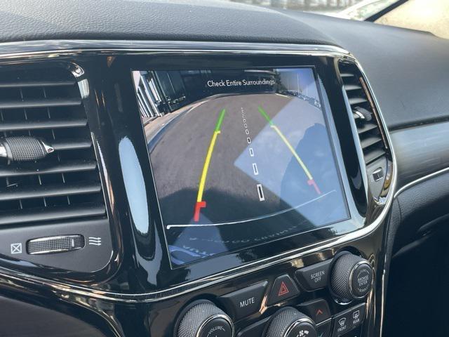 Photo of 2021 Diamond Black Crystal Pearlcoat Jeep Grand Cherokee