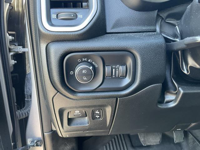 Photo of 2022 Billet Silver Metallic Clearcoat RAM 1500