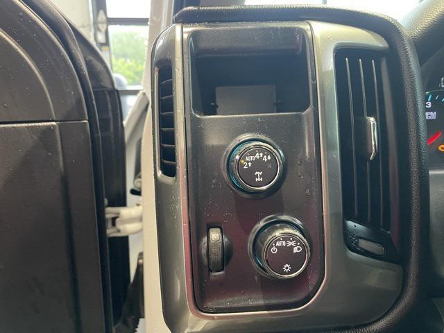 Photo of 2018 Summit White Chevrolet Silverado 1500