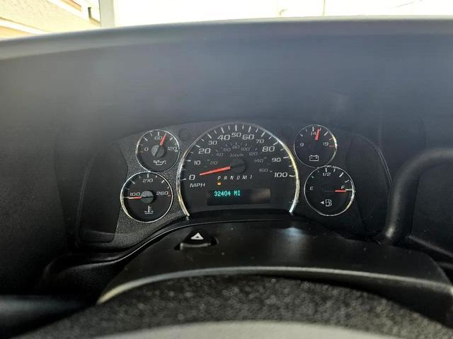 Photo of 2023 Summit White Chevrolet Express 2500