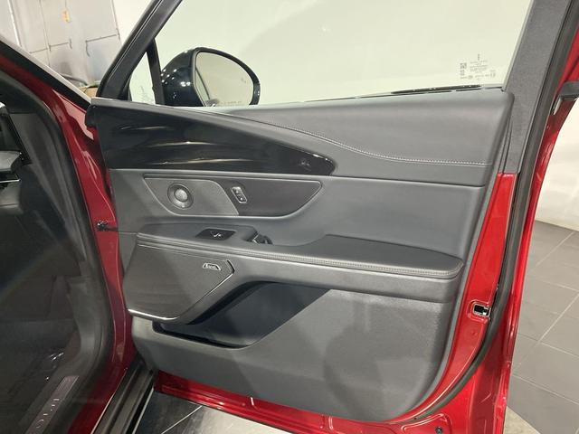 Photo of 2024 Red Carpet Metallic Tinted Clearcoat Lincoln Nautilus