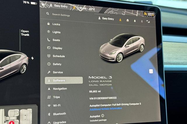 Photo of 2019 Grey Tesla Model 3