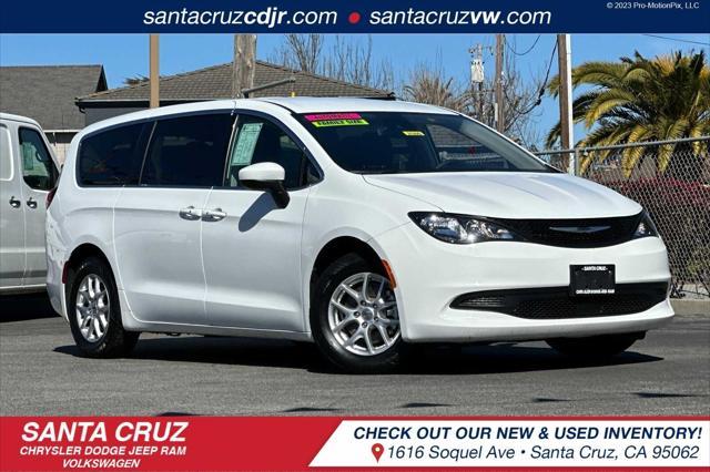 2023 Chrysler Voyager