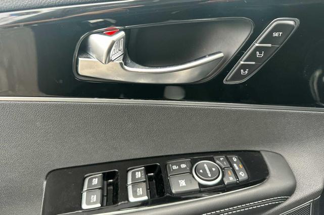 Photo of 2019 Snow White Pearl Kia Sorento