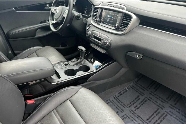 Photo of 2019 Snow White Pearl Kia Sorento