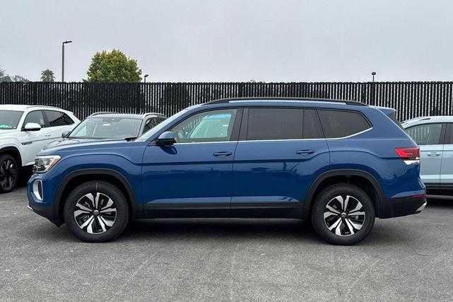 Photo of 2025 Mountain Lake B Volkswagen Atlas