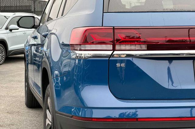 Photo of 2025 Mountain Lake B Volkswagen Atlas