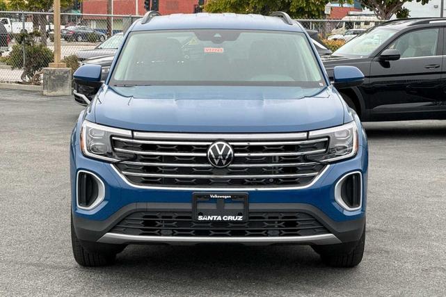 Photo of 2025 Mountain Lake B Volkswagen Atlas