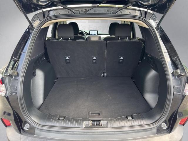 Photo of 2020 Agate Black Metallic Ford Escape