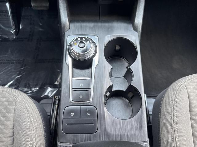 Photo of 2020 Agate Black Metallic Ford Escape