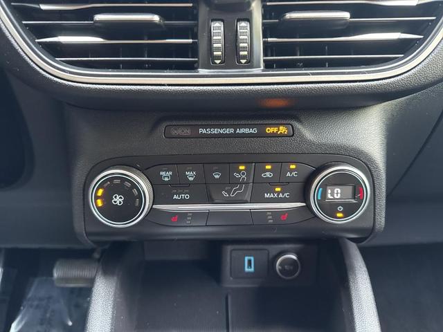 Photo of 2020 Agate Black Metallic Ford Escape