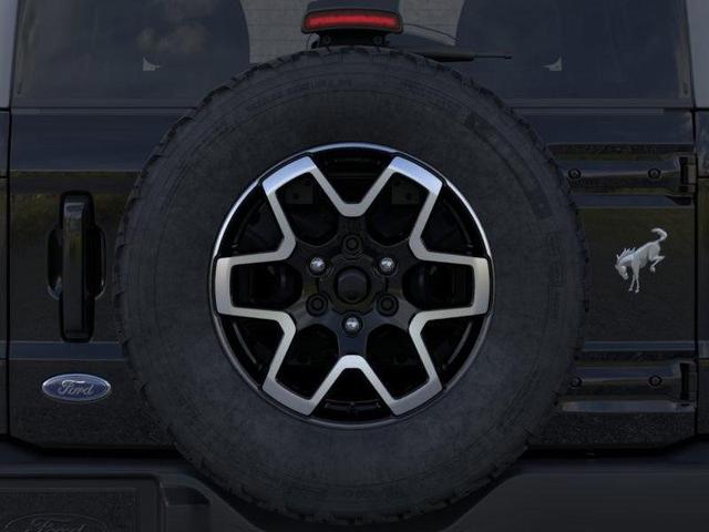 Photo of 2025 Shadow Black Ford Bronco