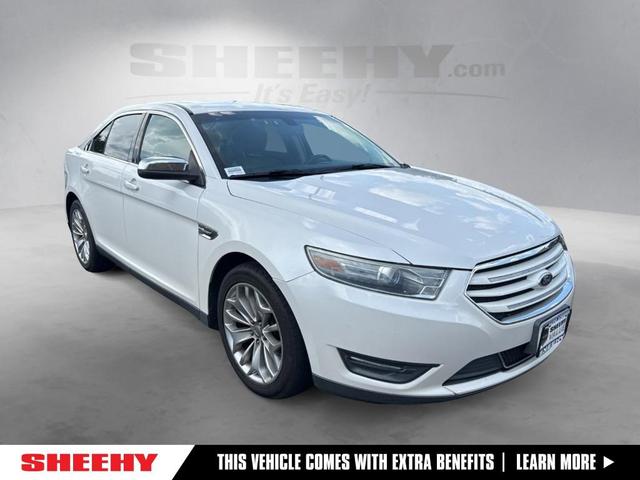 Photo of 2014 White Platinum Tri-Coat Metallic Ford Taurus