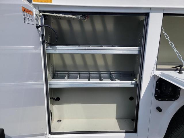 Photo of 2025 Oxford White Ford F-250