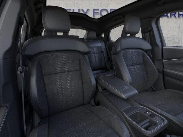 Photo of 2025 Star White Ford Mustang Mach-E