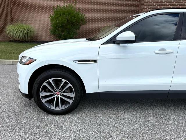 Photo of 2018 Fuji White Jaguar F-PACE