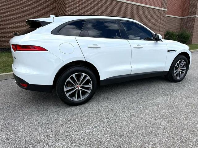Photo of 2018 Fuji White Jaguar F-PACE