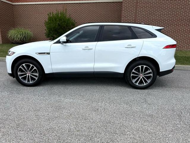 Photo of 2018 Fuji White Jaguar F-PACE