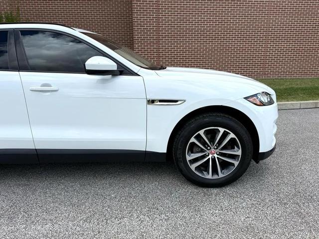 Photo of 2018 Fuji White Jaguar F-PACE