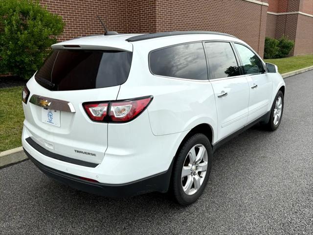 Photo of 2016 WHITE Chevrolet Traverse