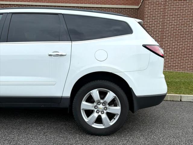 Photo of 2016 WHITE Chevrolet Traverse