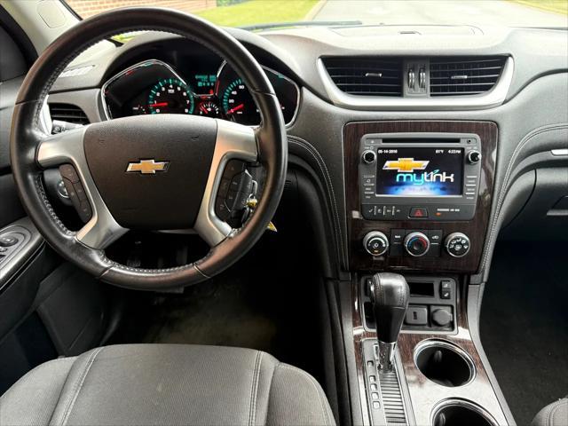 Photo of 2016 WHITE Chevrolet Traverse