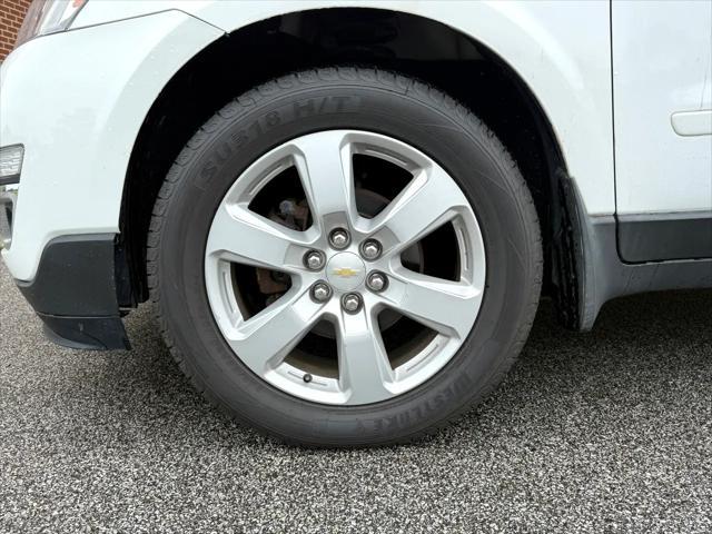 Photo of 2016 WHITE Chevrolet Traverse