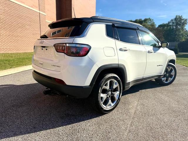 Photo of 2019 WHITE Jeep Compass