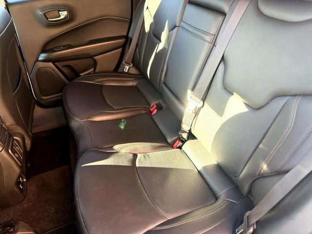 Photo of 2019 WHITE Jeep Compass