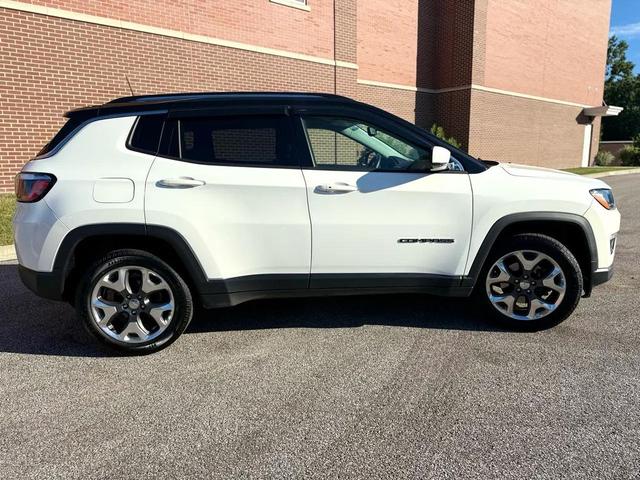 Photo of 2019 WHITE Jeep Compass