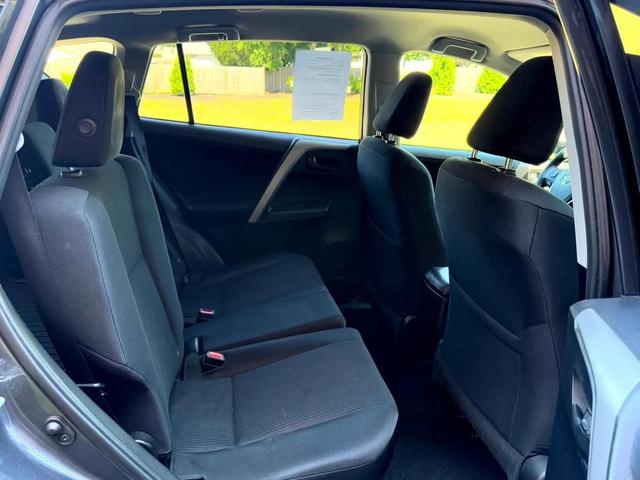 Photo of 2016 GREY Toyota RAV4