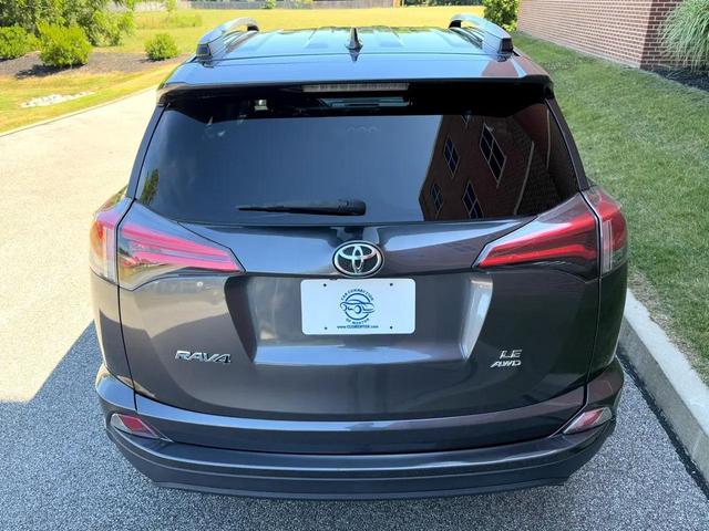 Photo of 2016 GREY Toyota RAV4